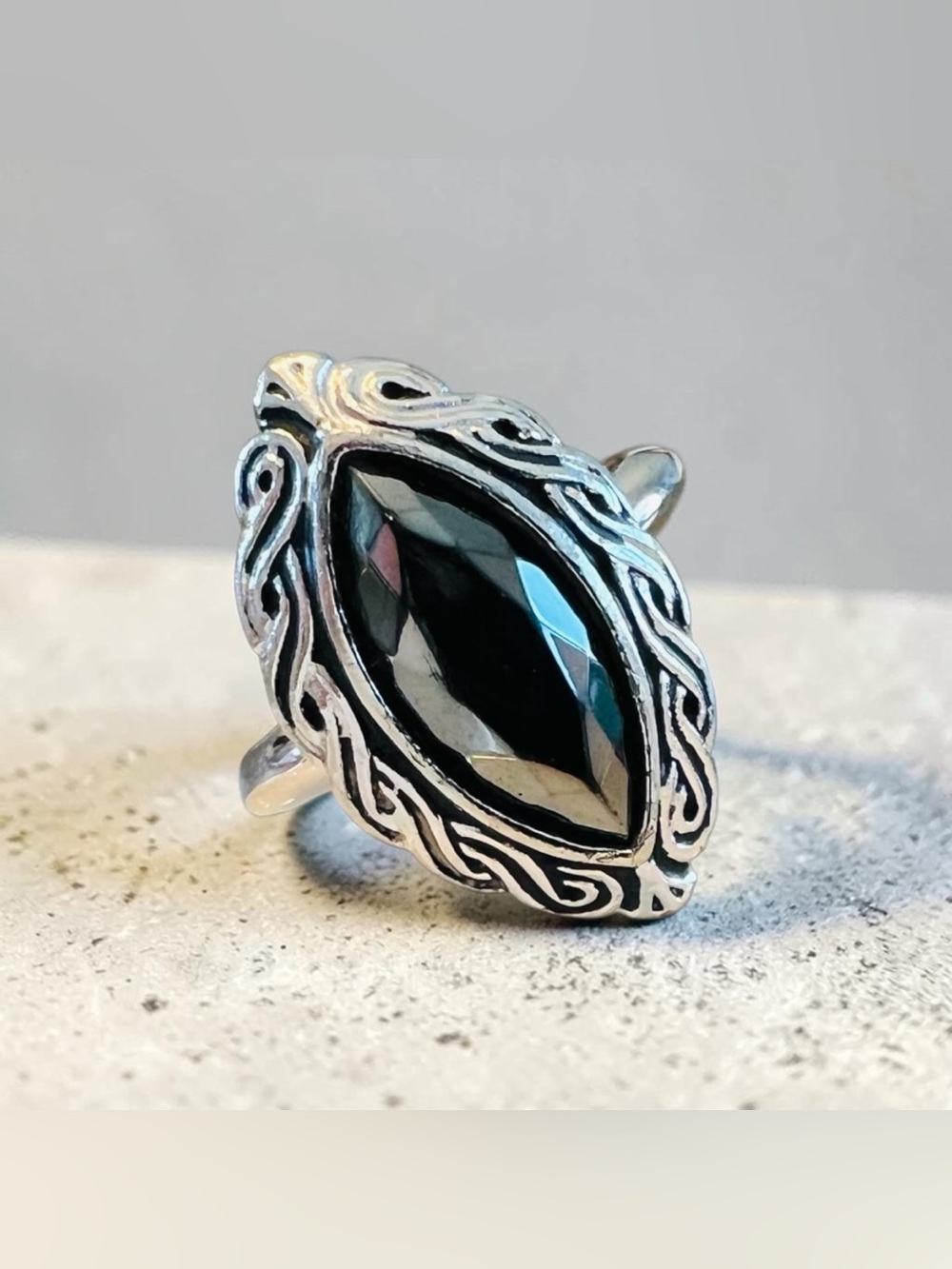 Avon Black Marquise Cut Ring – Silver Tone Filigree Setting